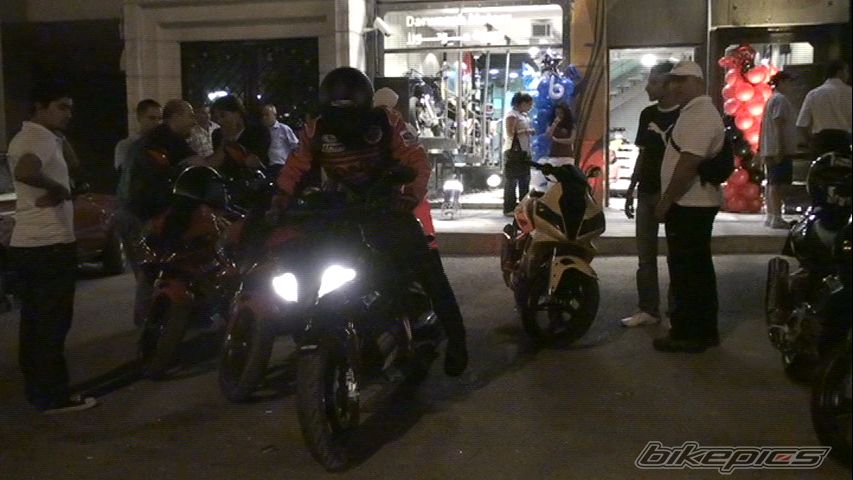 Photo 1882074