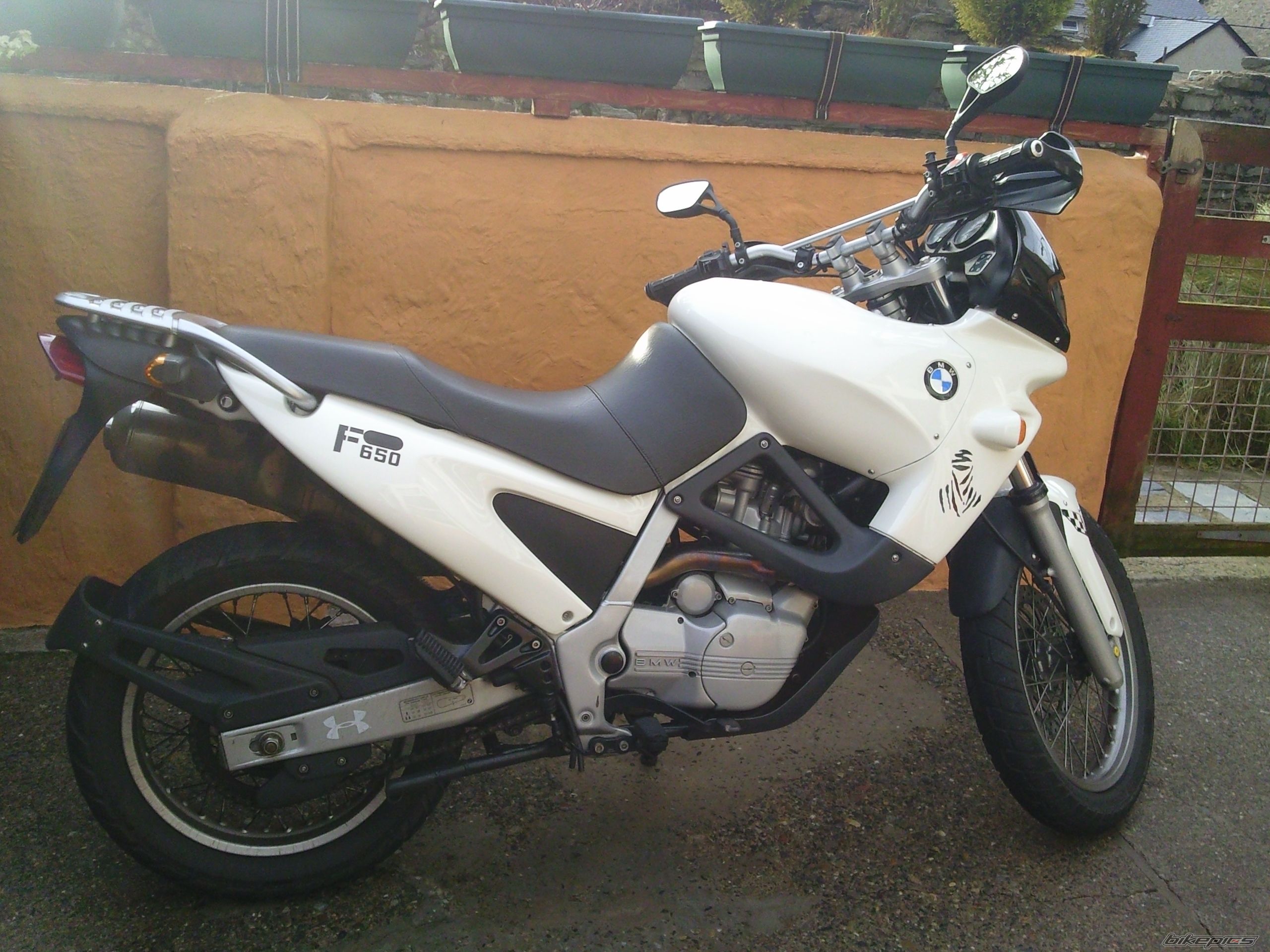 Photo 1882099
