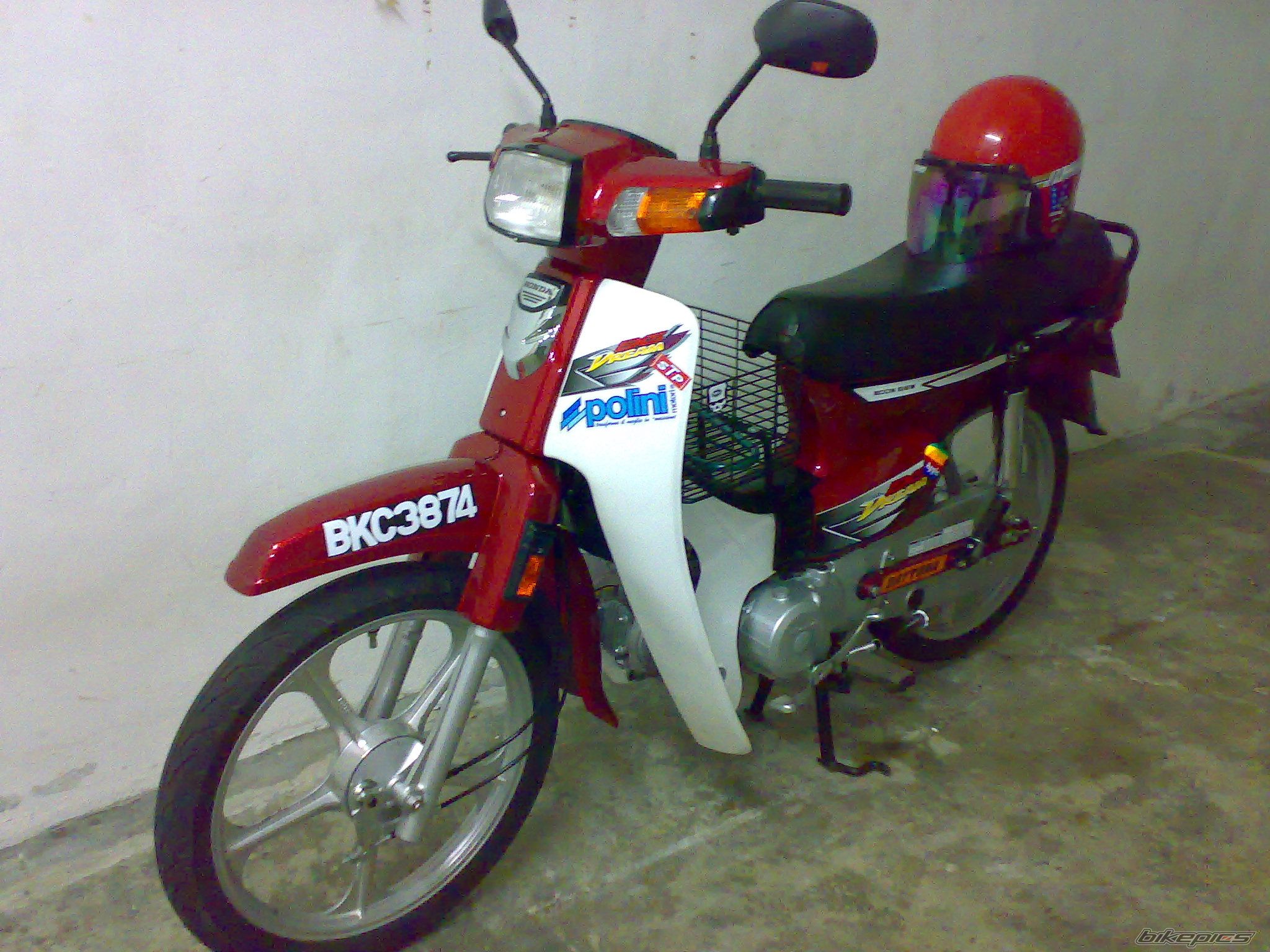 Photo 1882284