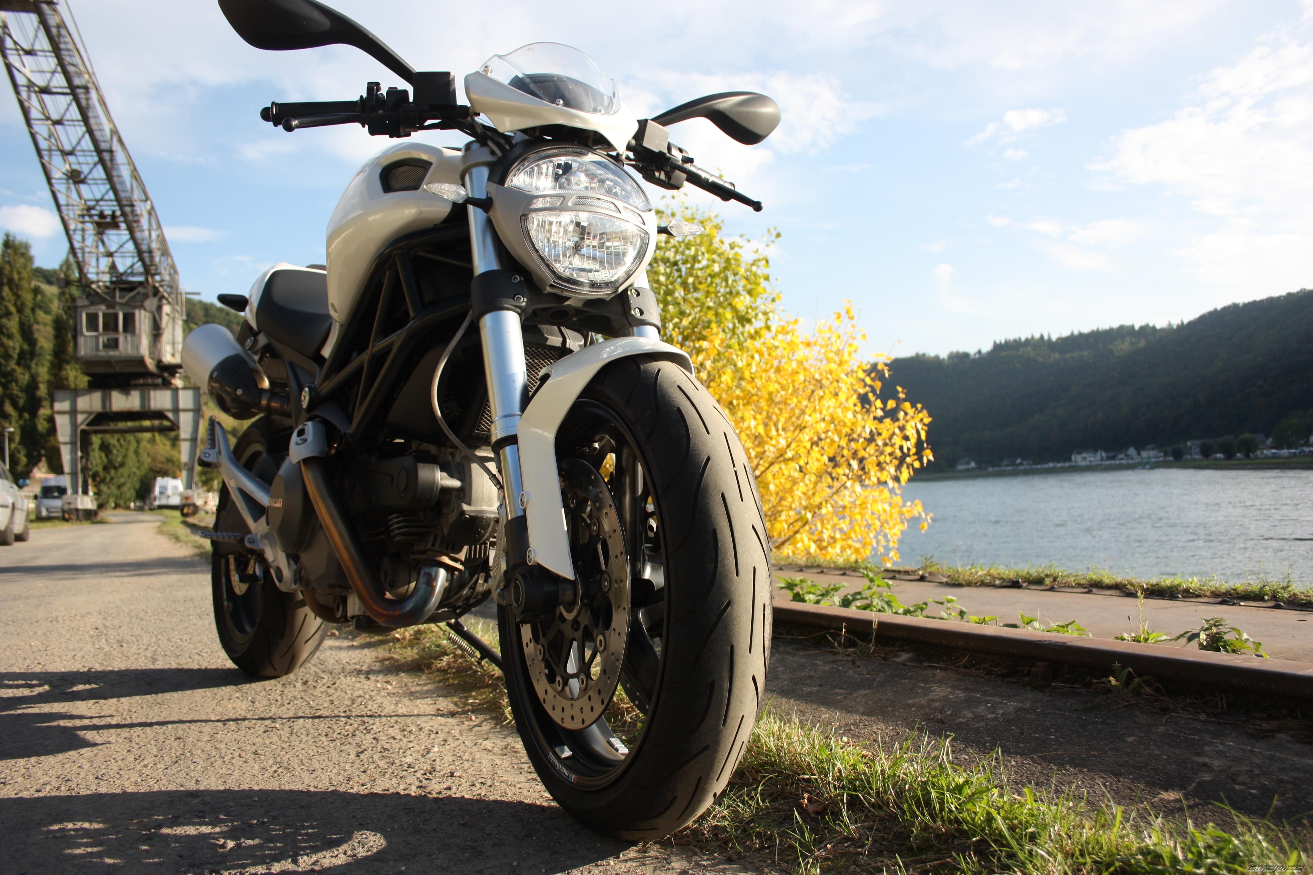 Bike Photo 1882361