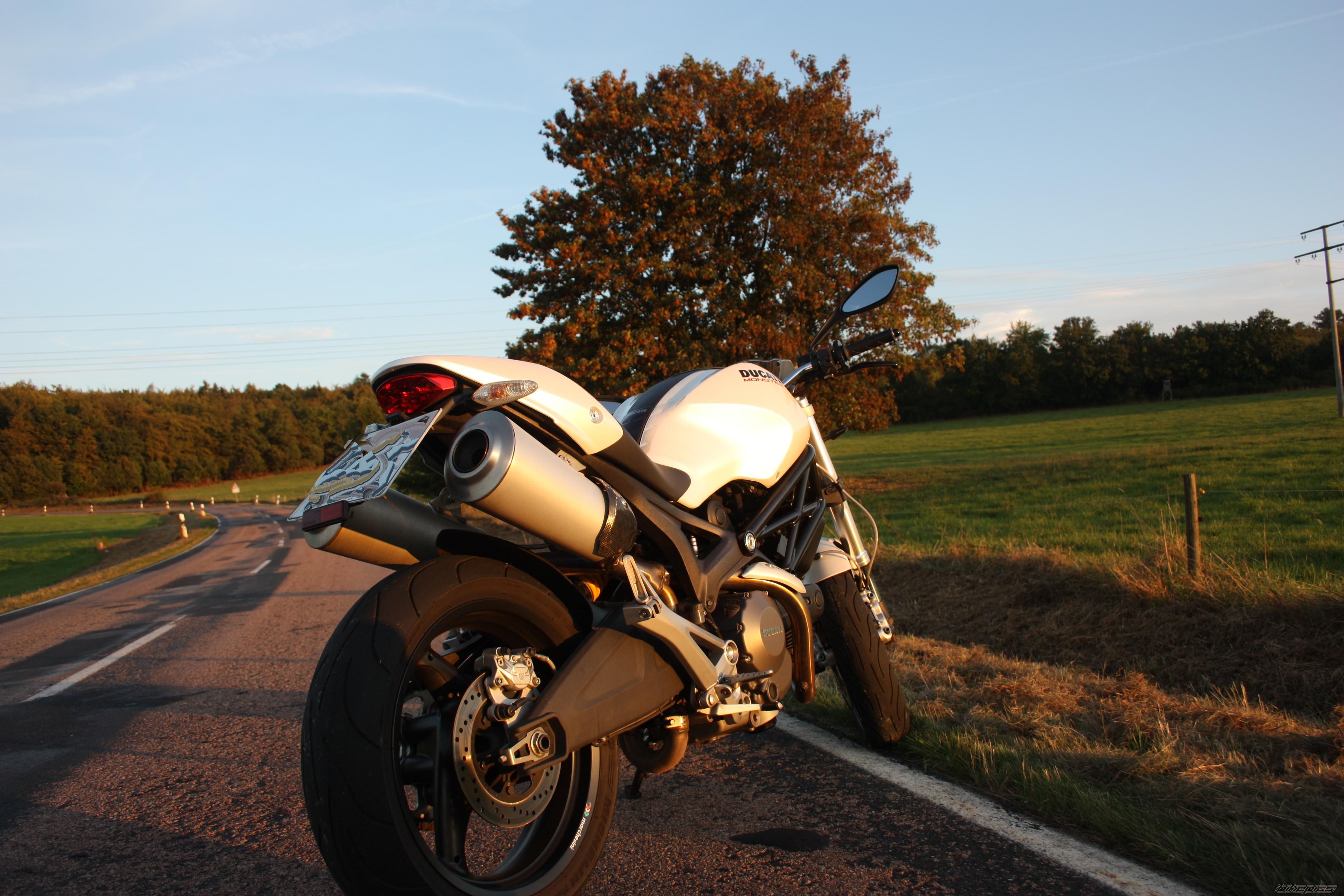 Bike Photo 1882387