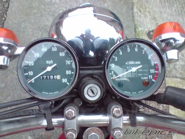 Photo 1882400