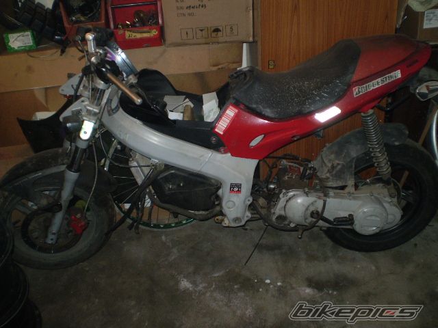 Photo 1882450
