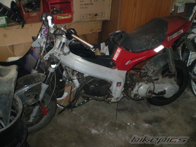Photo 1882453