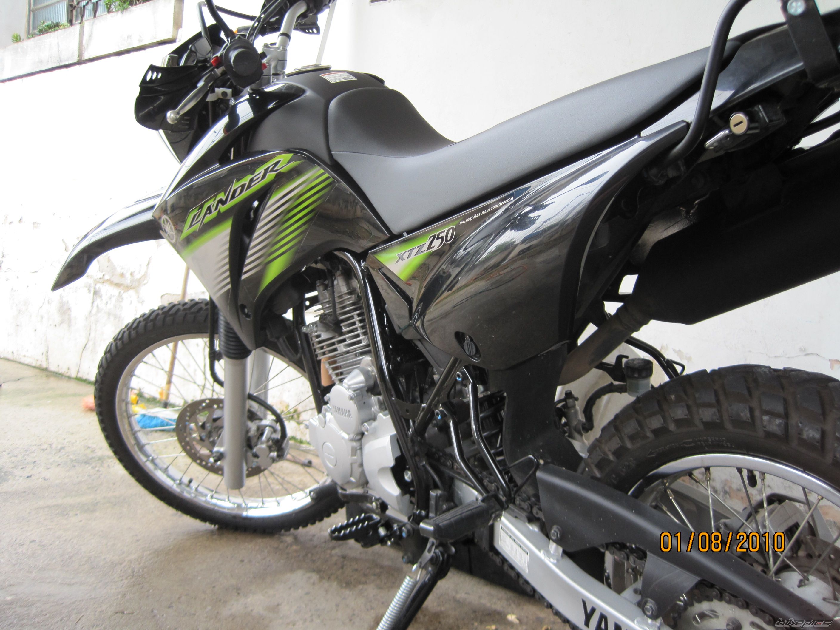 Photo 1882623