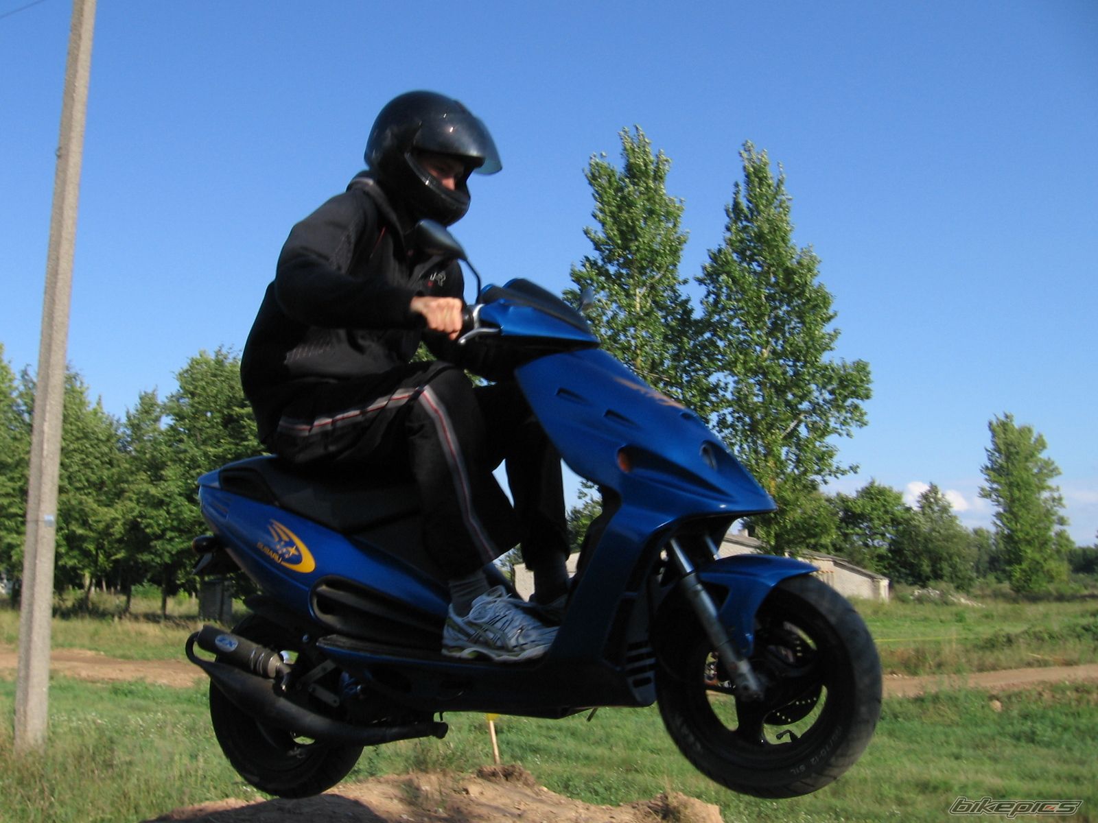 Bike Photo 1882687