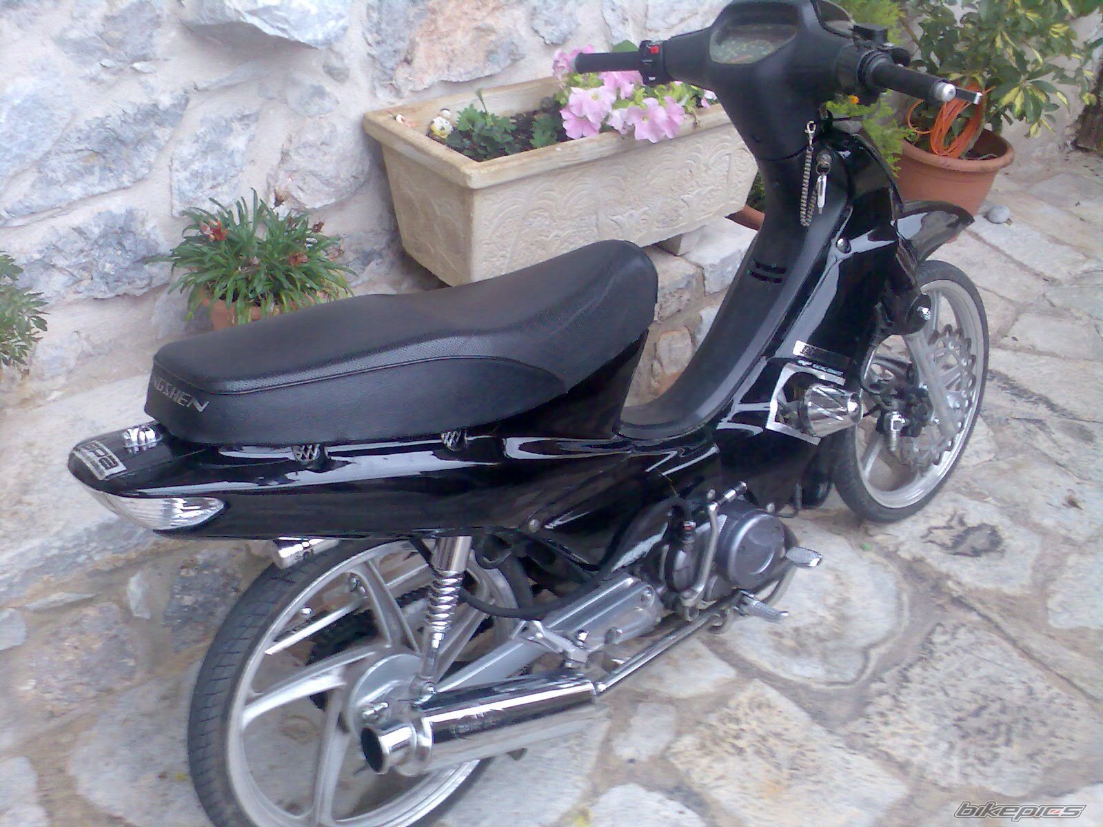 Bike Photo 1882826