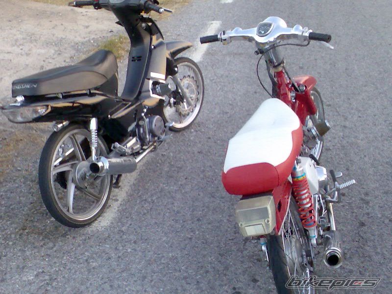 Photo 1882861