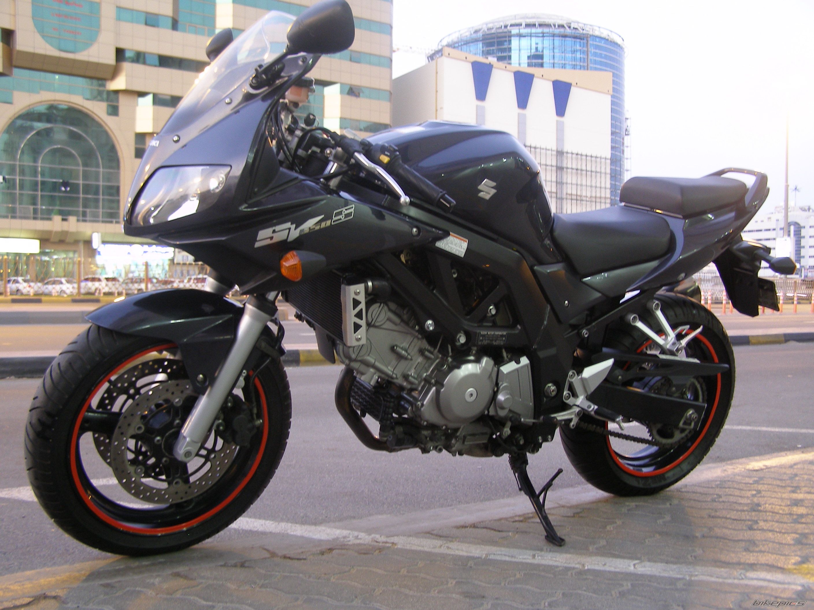 Bike Photo 1882953