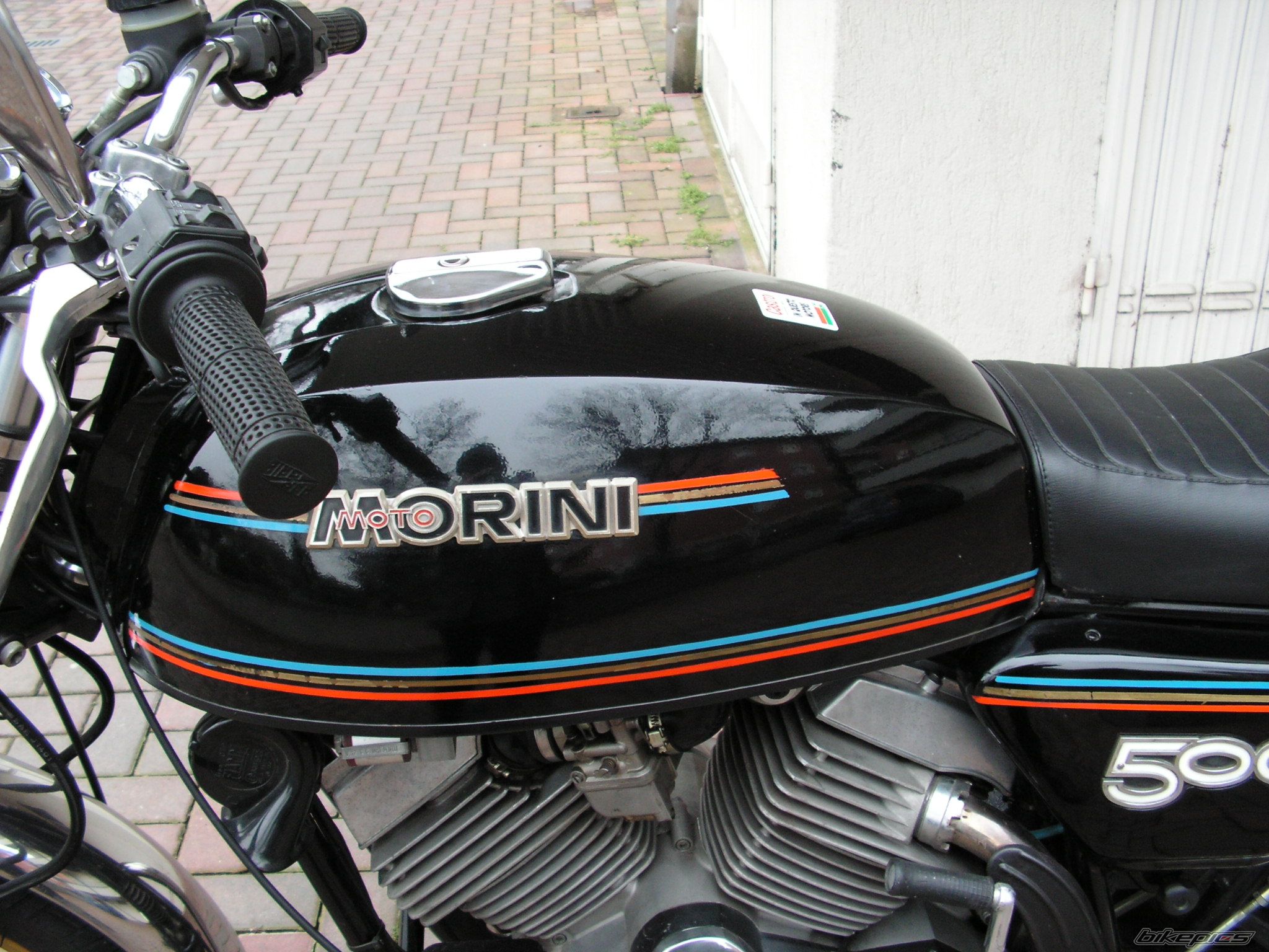 Bike Photo 1882990