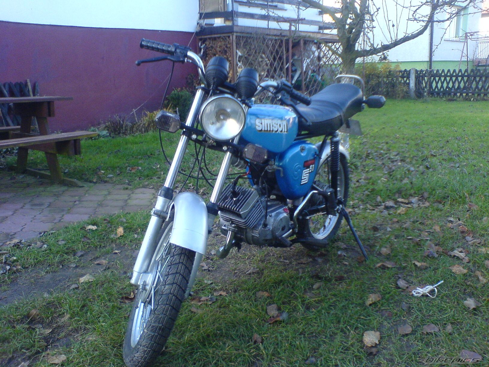 Photo 1883251