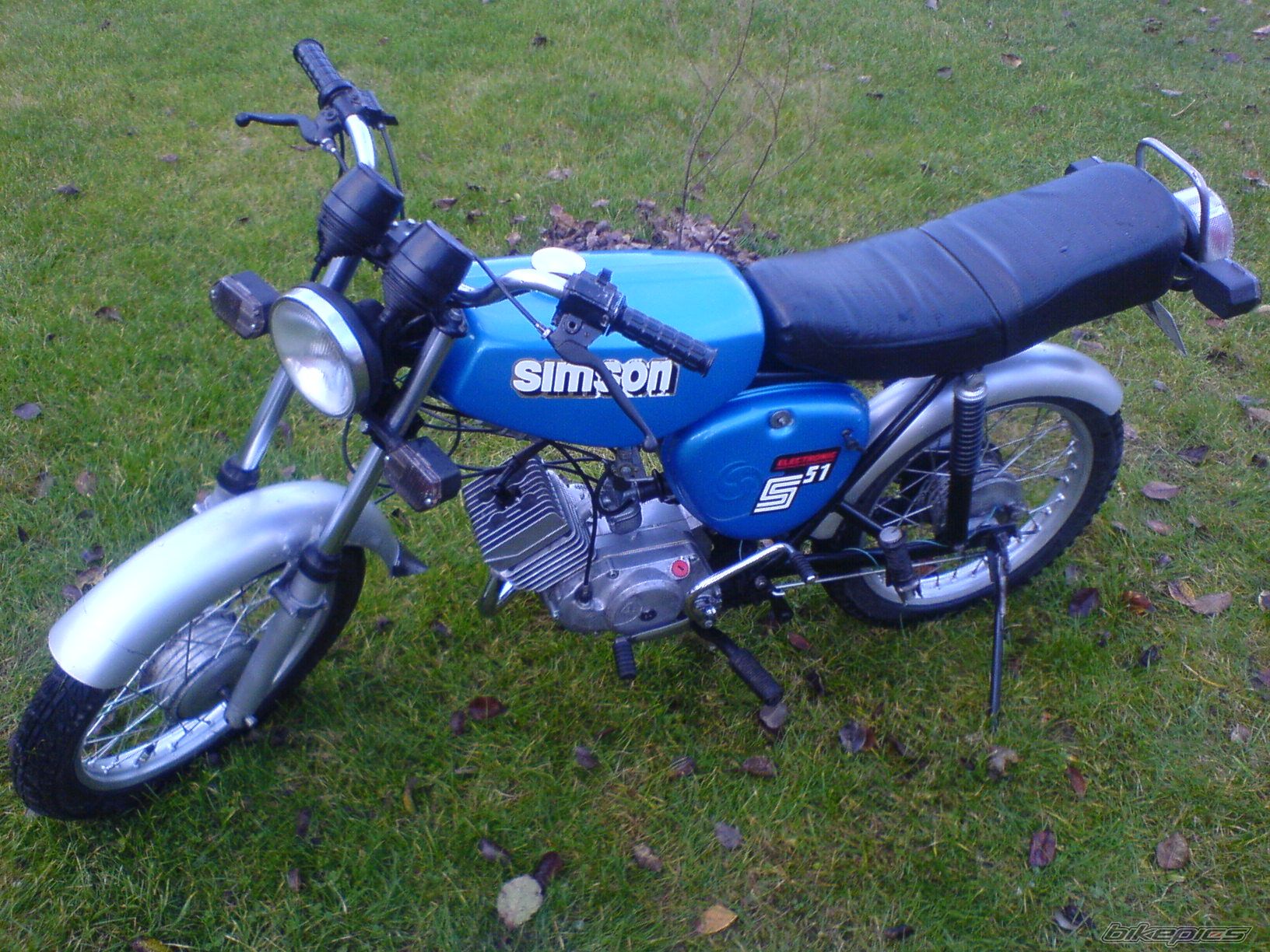 Photo 1883253