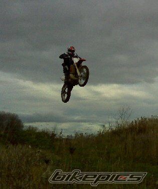 Photo 1883352