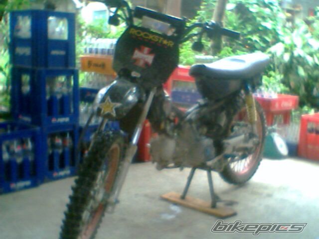 Photo 1883378