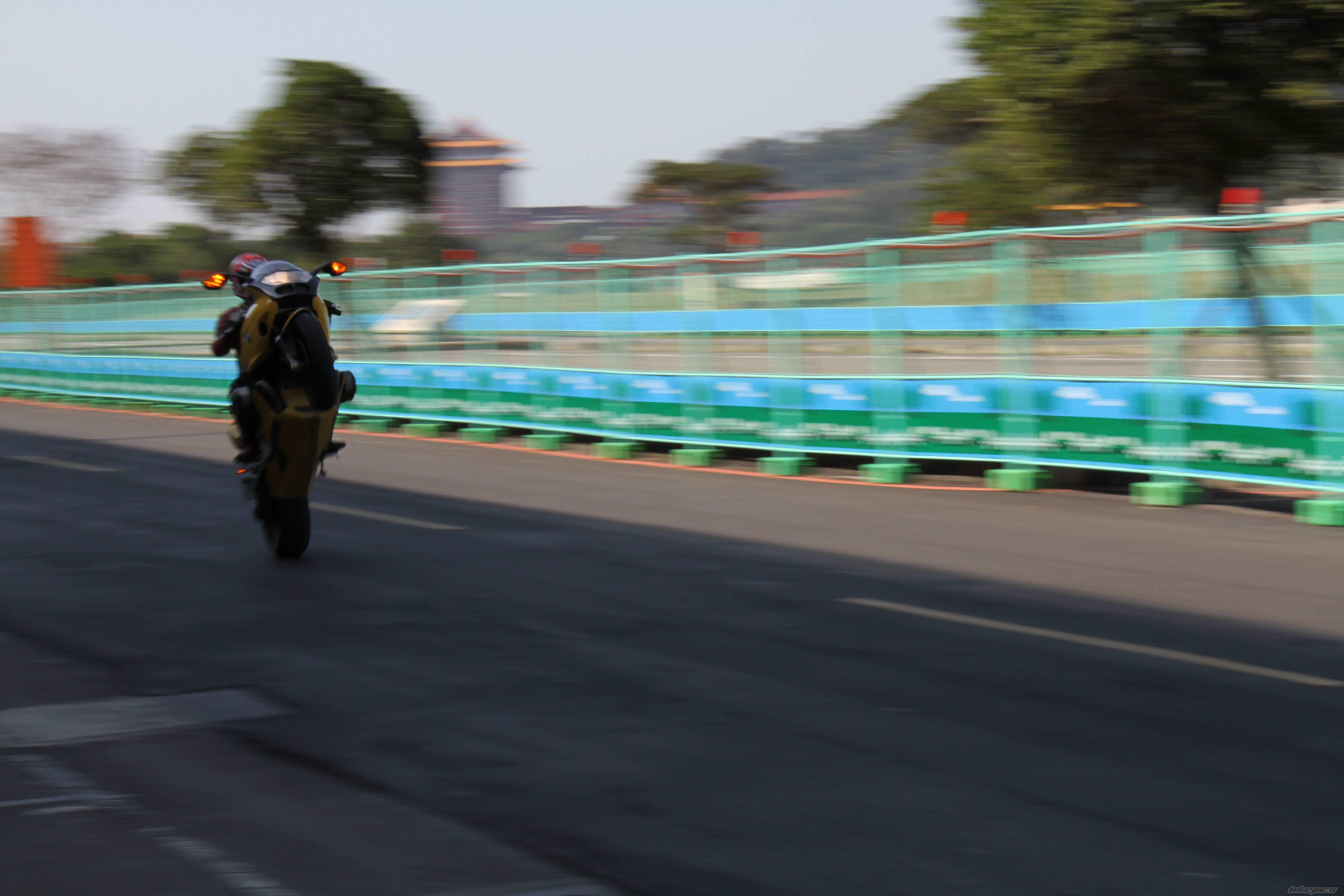 Bike Photo 1883409