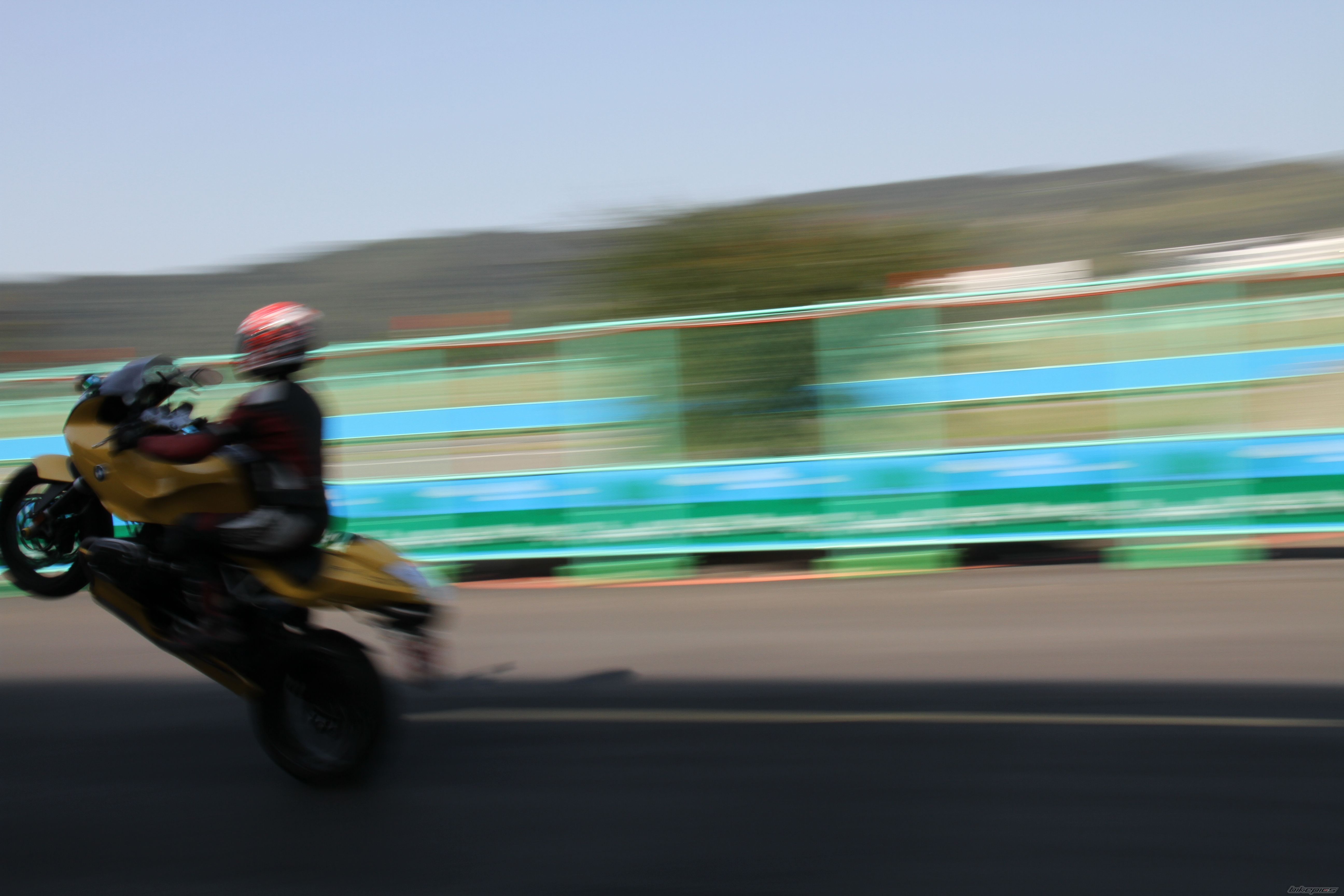 Bike Photo 1883410