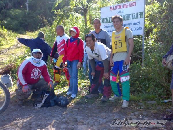 Photo 1883415