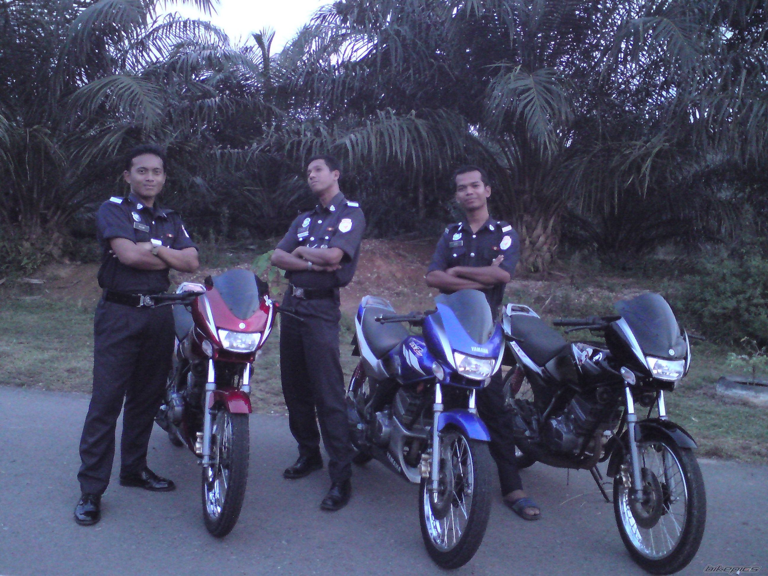 Photo 1883589