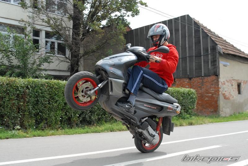 Bike Photo 1883646