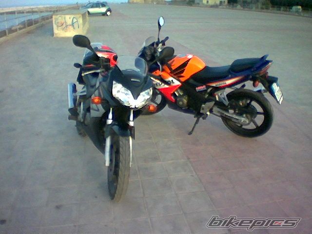 Photo 1883710