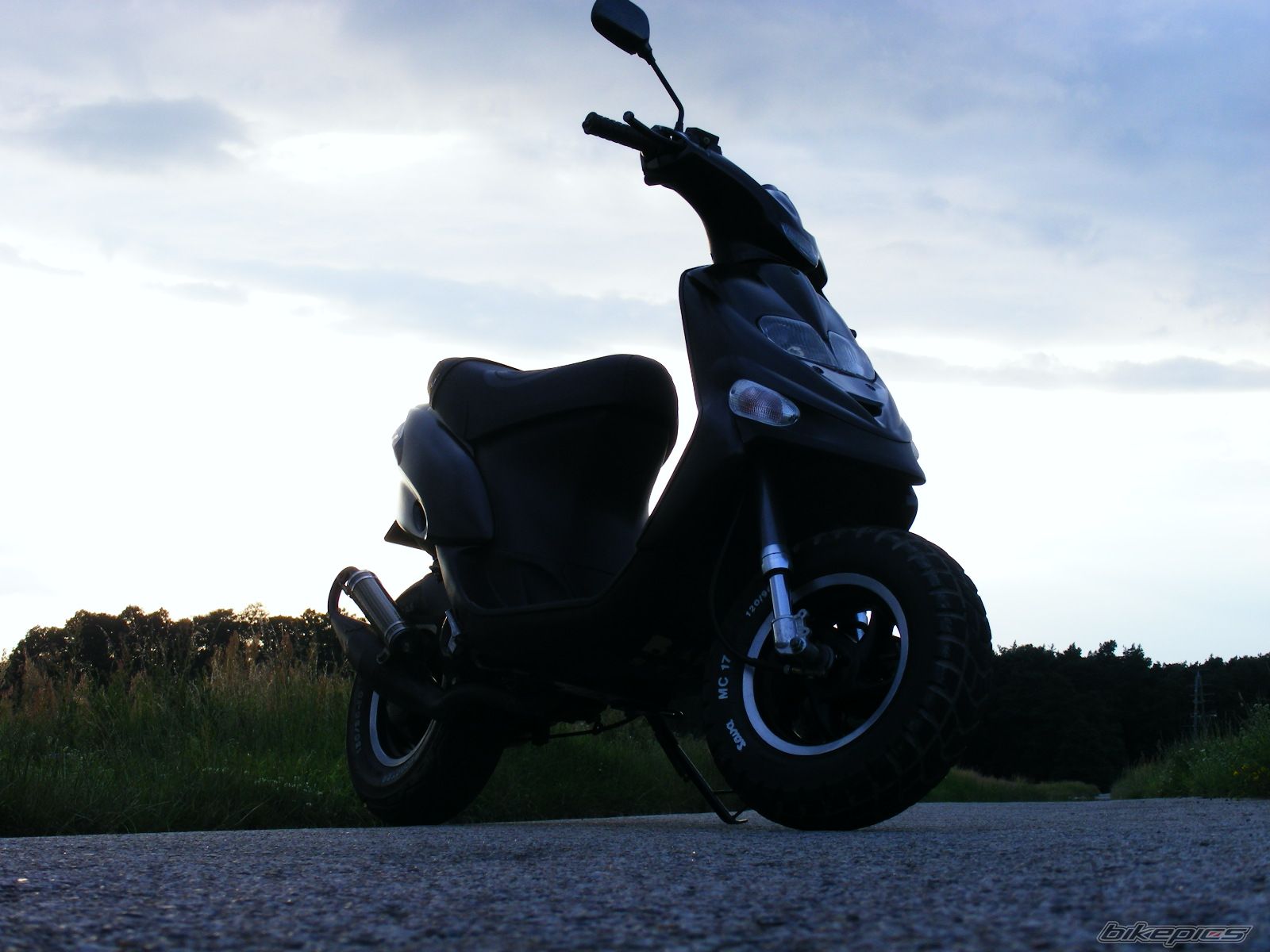 Photo 1883731