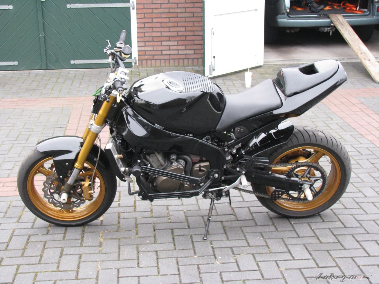 Bike Photo 1883928
