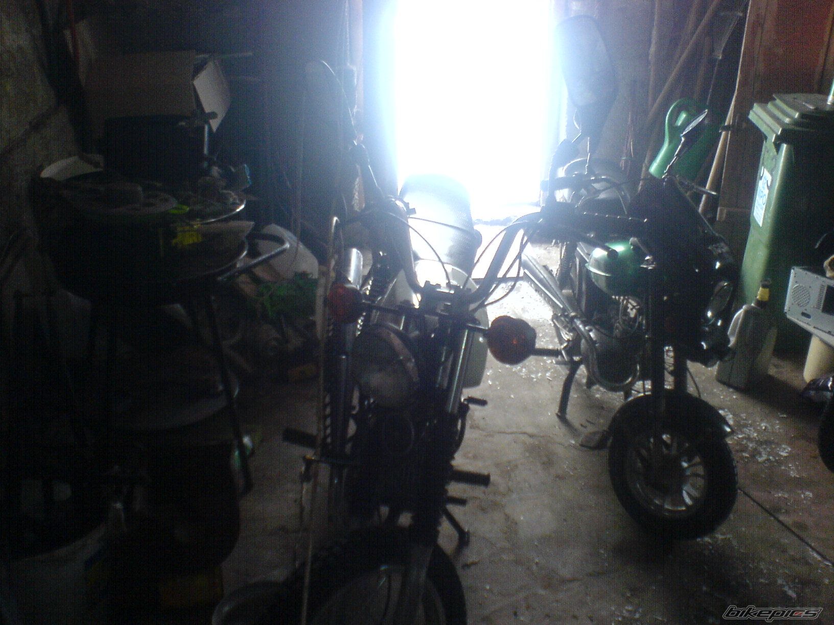 Photo 1884002