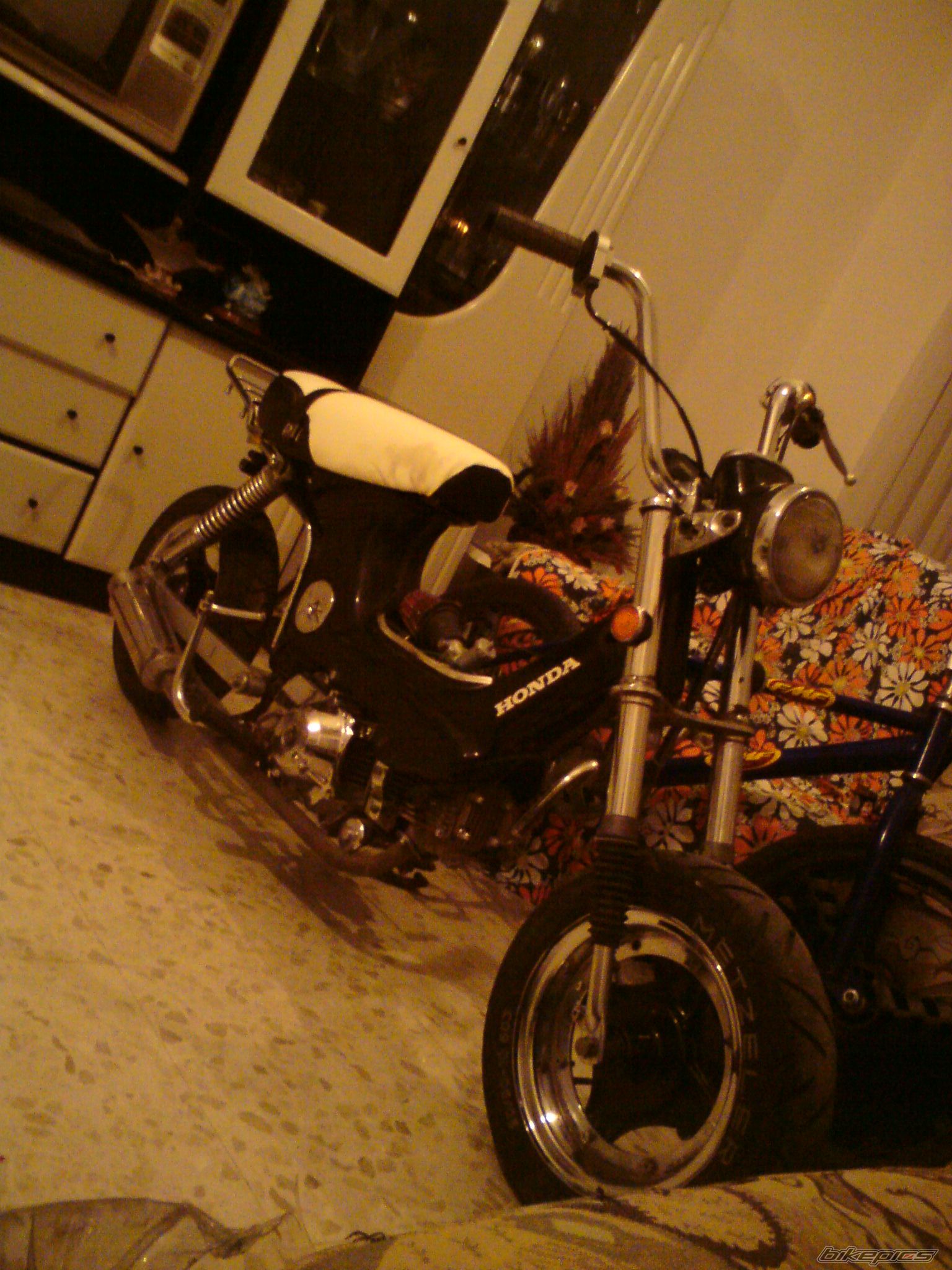 Photo 1884140