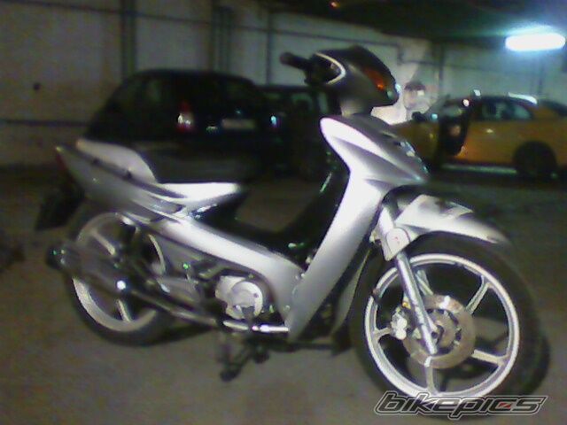 Photo 1884341