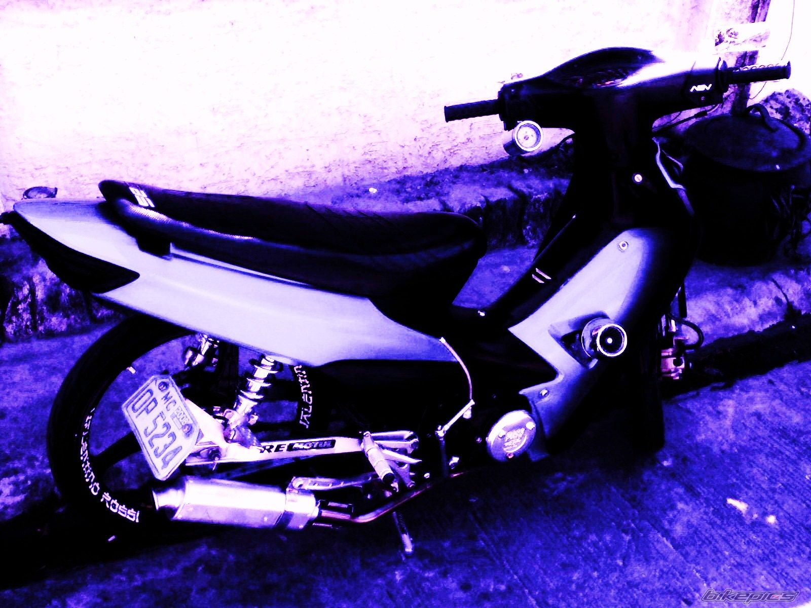 Bike Photo 1884446