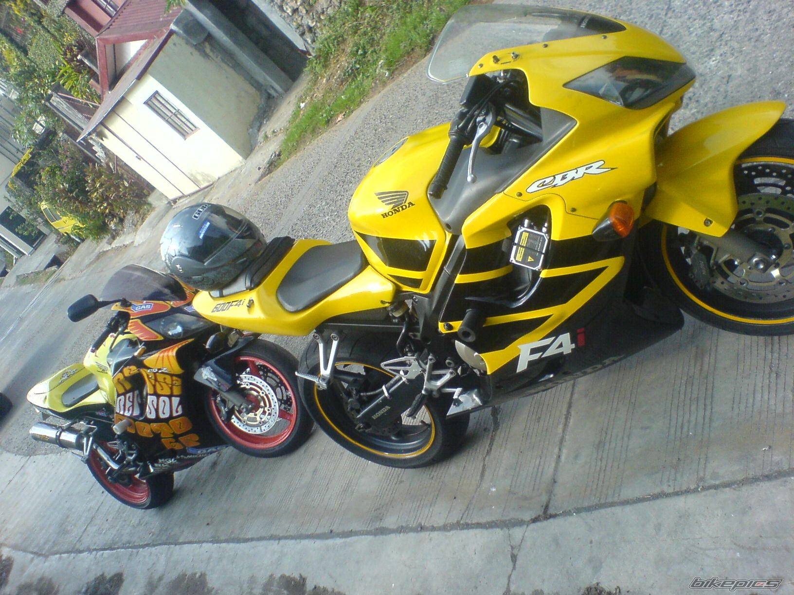 Bike Photo 1884574