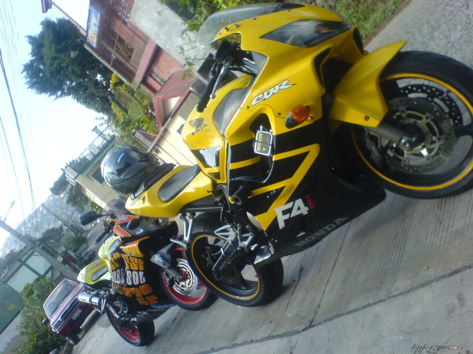 Bike Photo 1884578