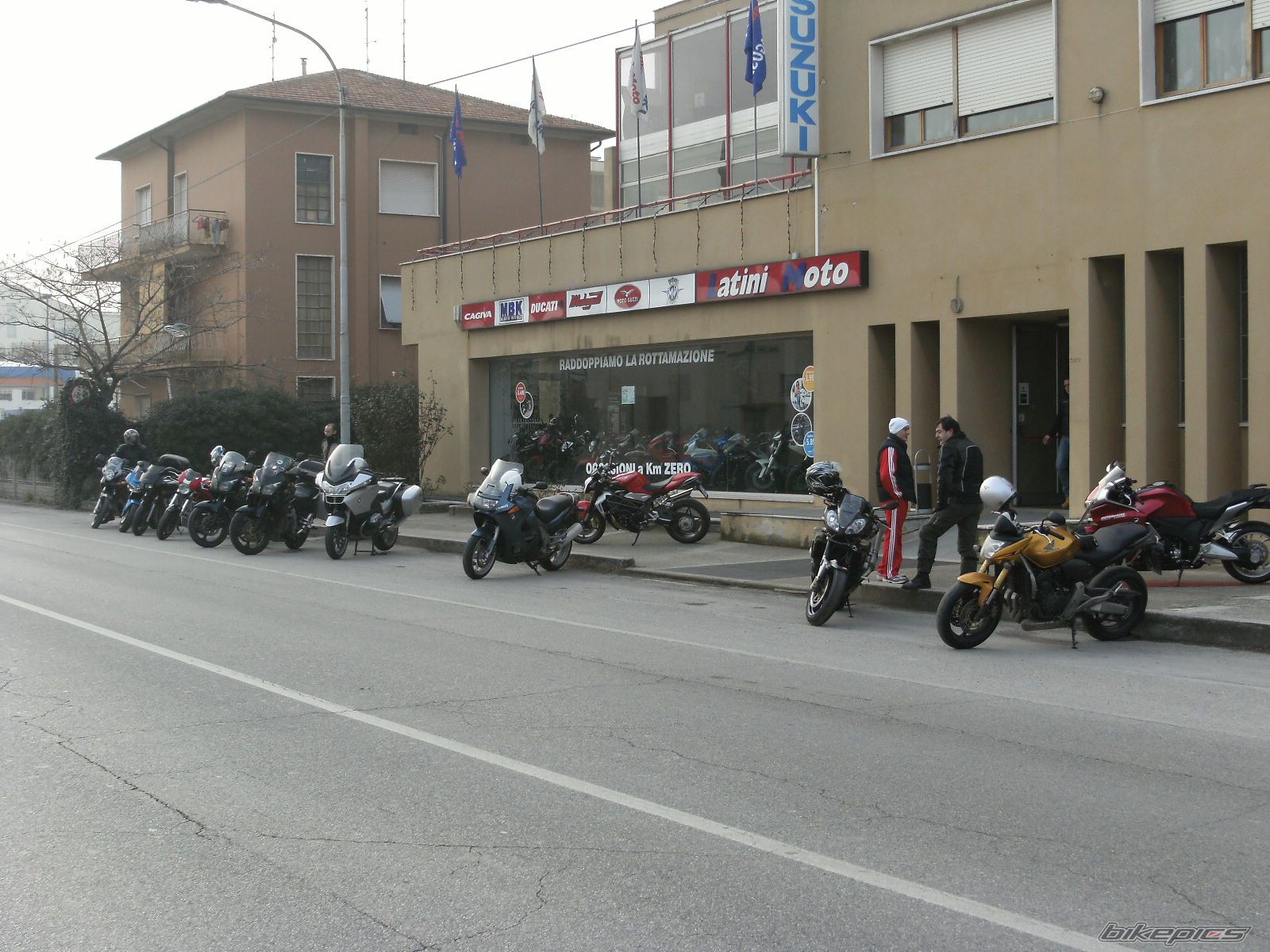 Bike Photo 1884893