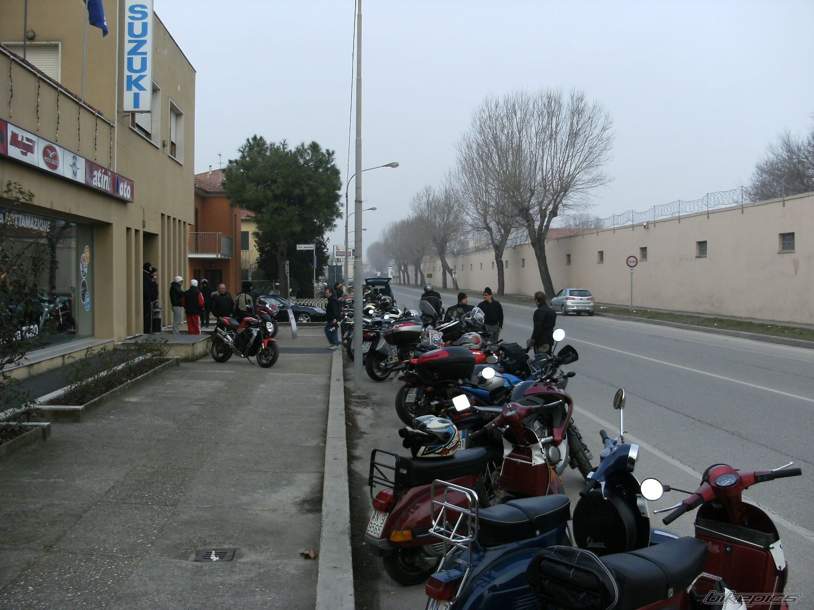 Photo 1884902