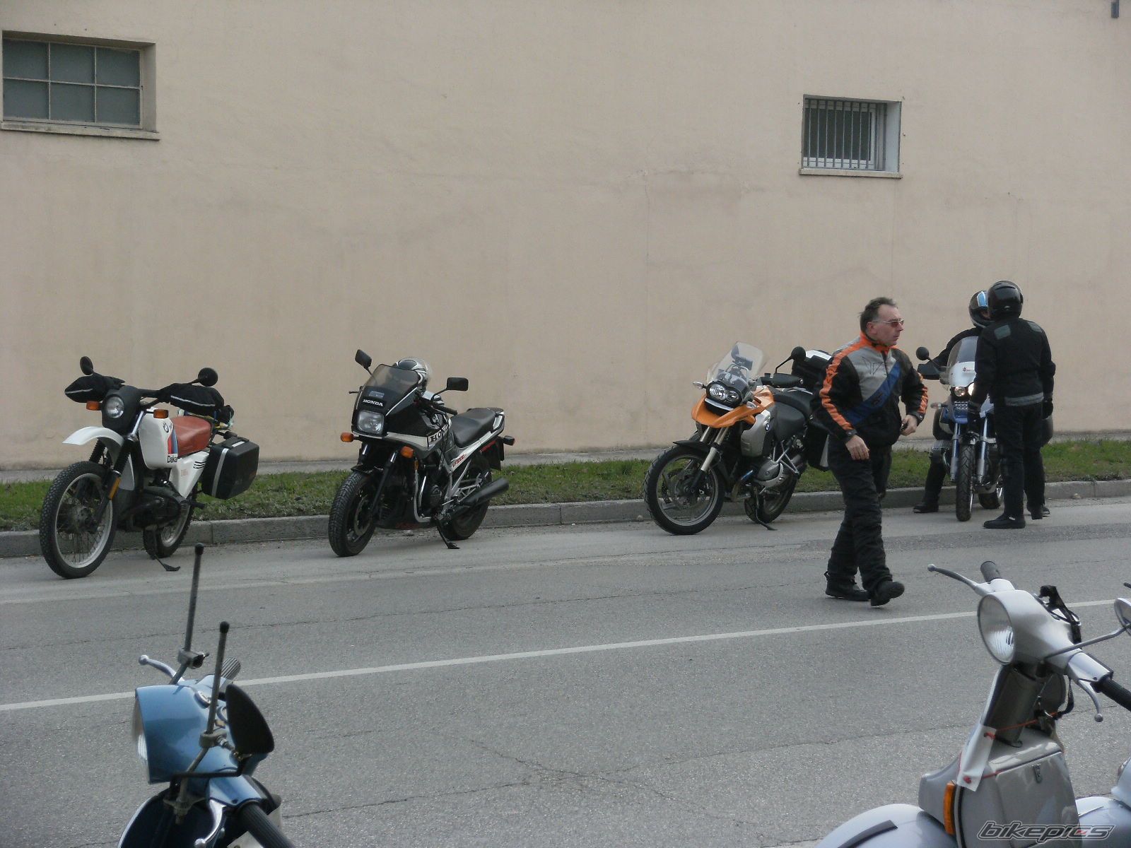 Photo 1884913