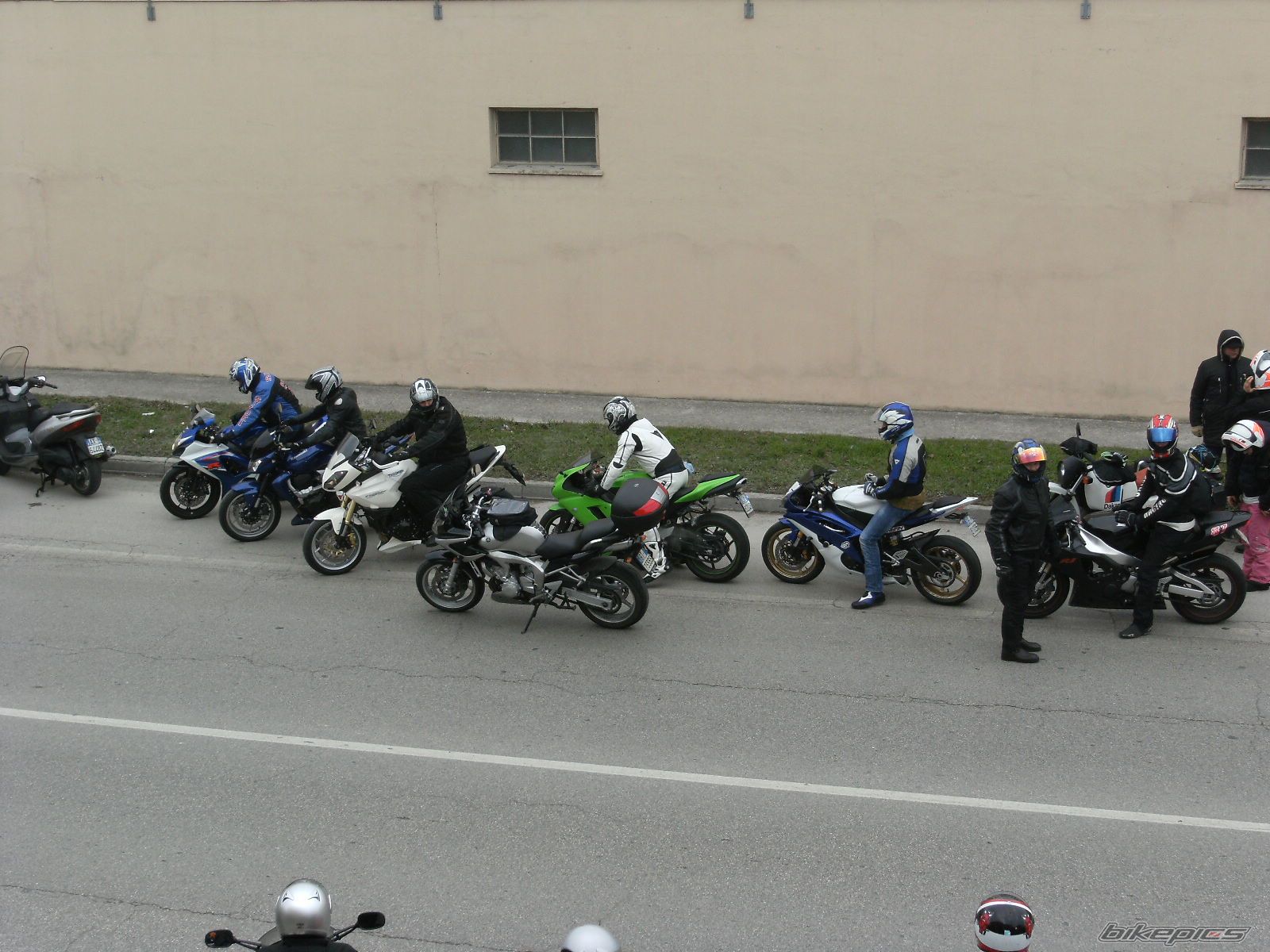 Photo 1884927