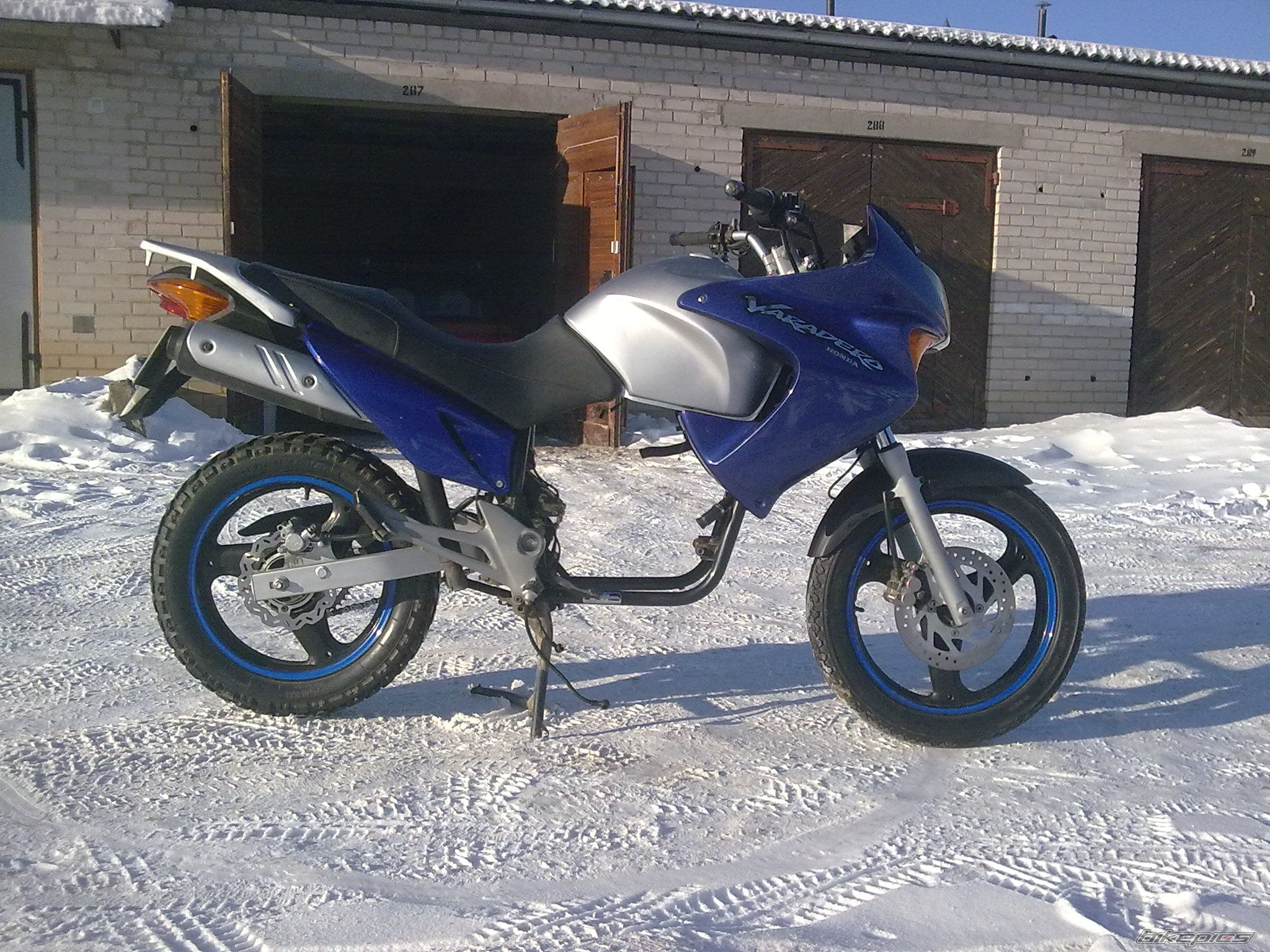 Photo 1885007