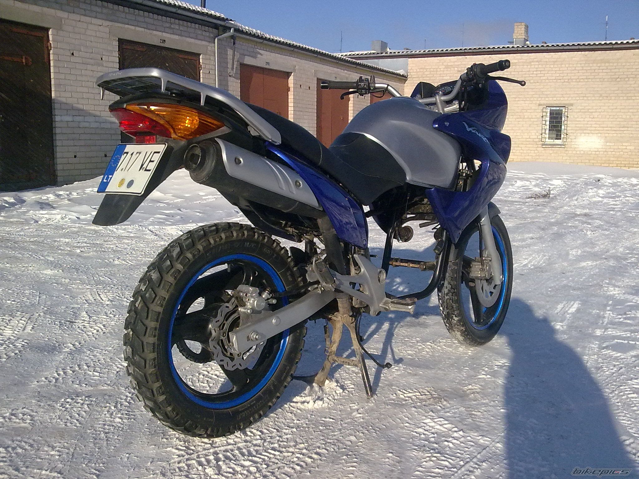 Photo 1885010