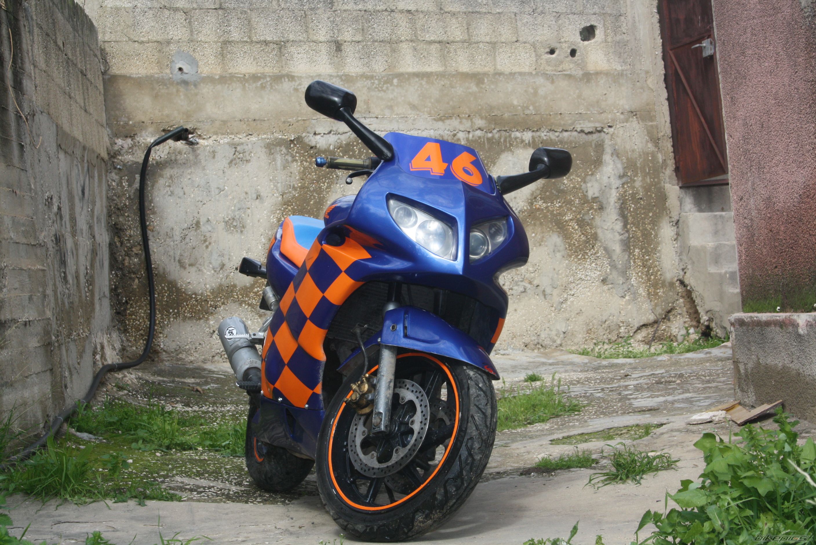 Bike Photo 1885298