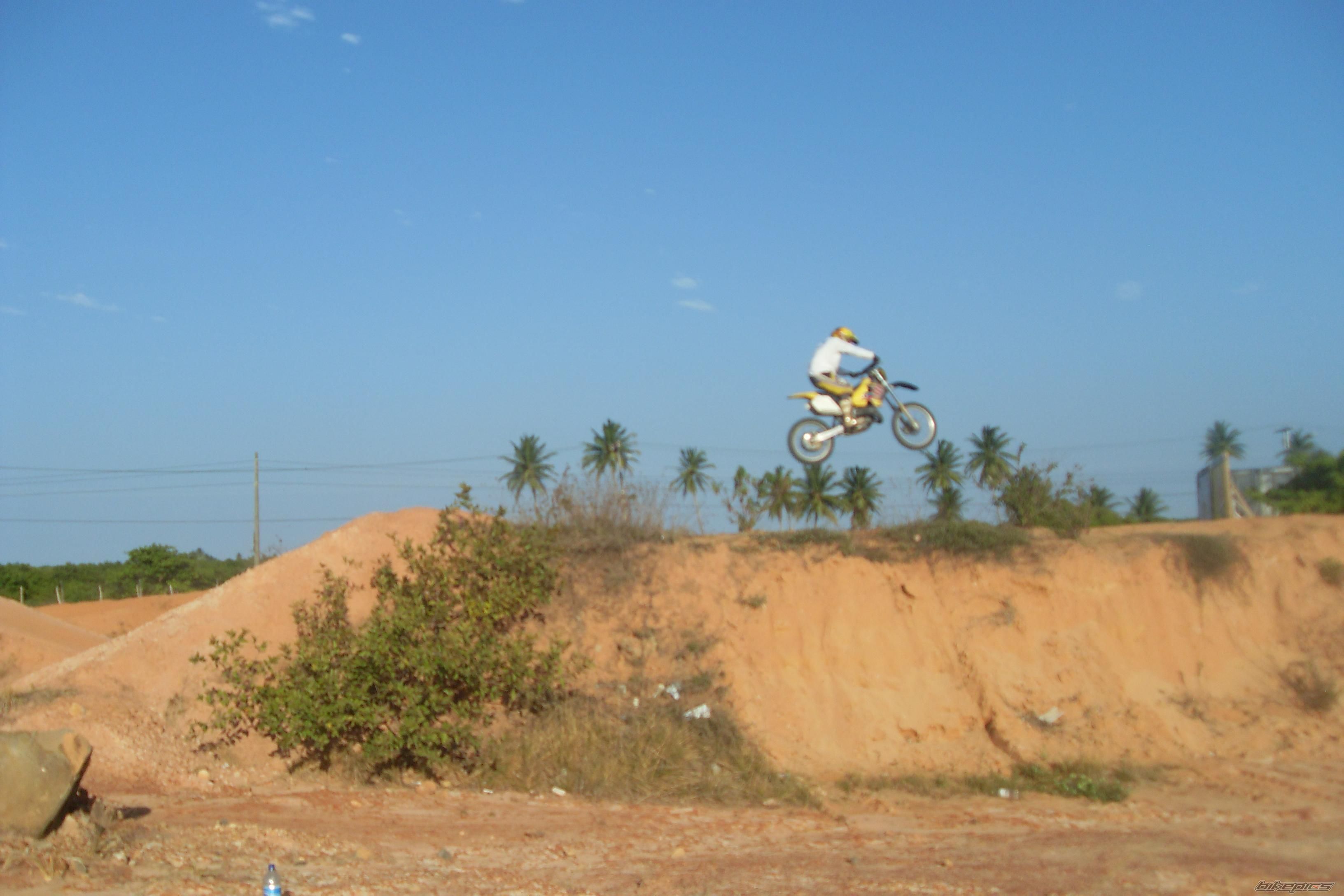 Bike Photo 1885937