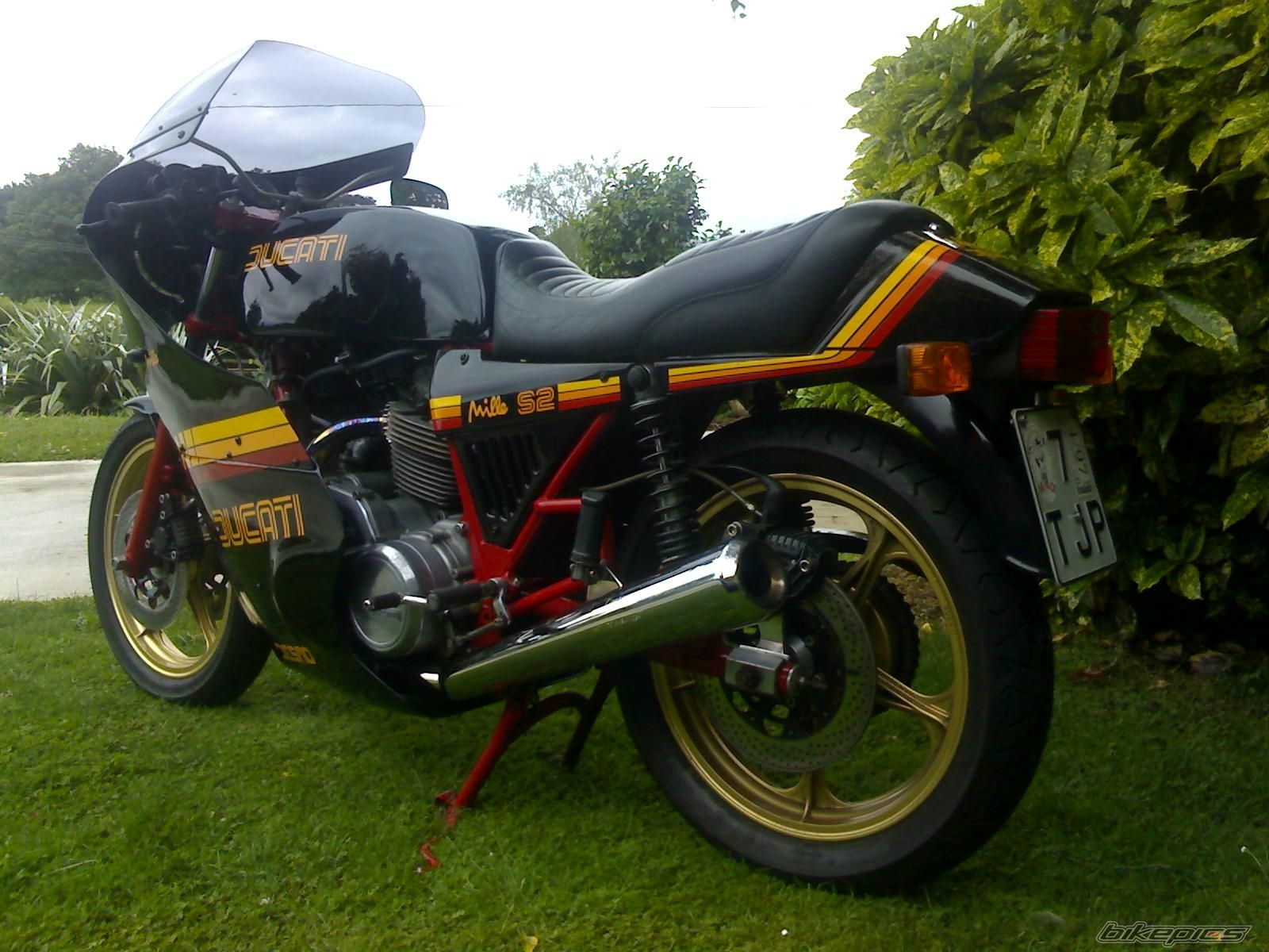Photo 1886206