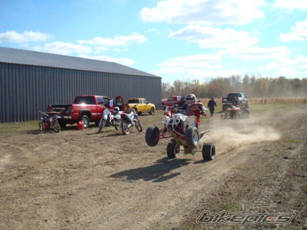 Photo 1886322