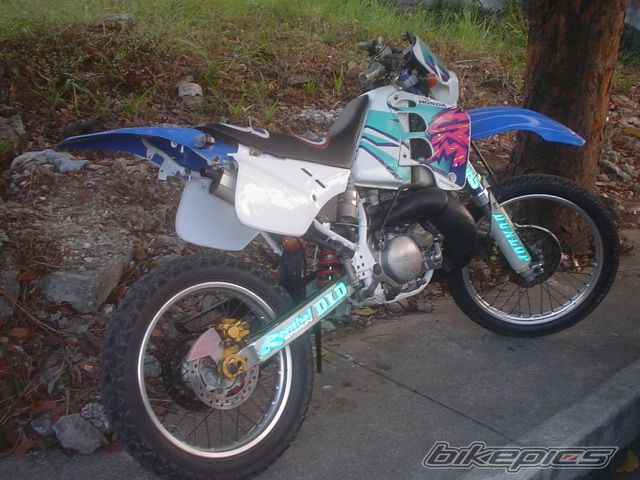 Photo 1886356