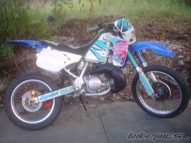 Photo 1886358
