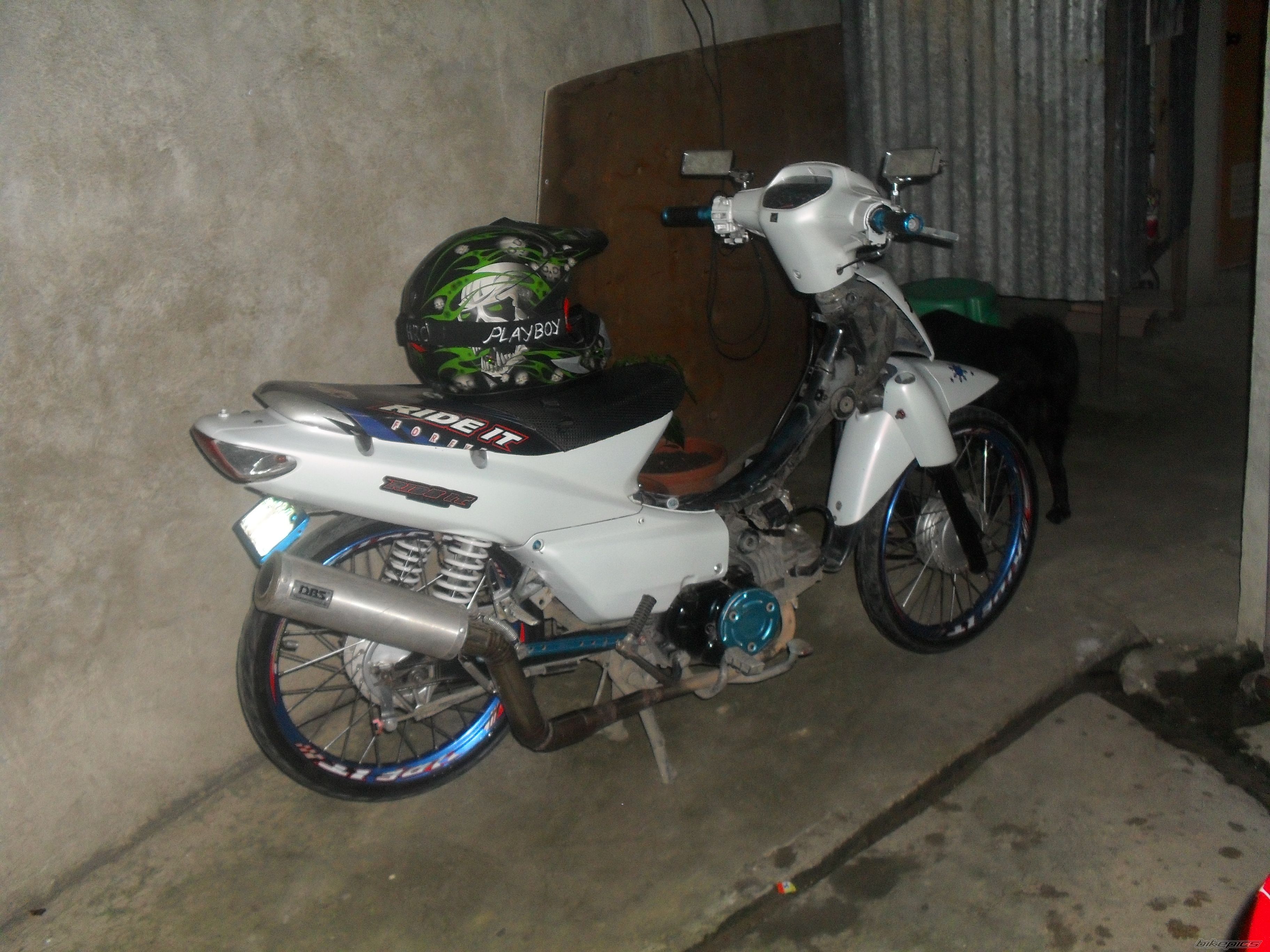 Photo 1886555