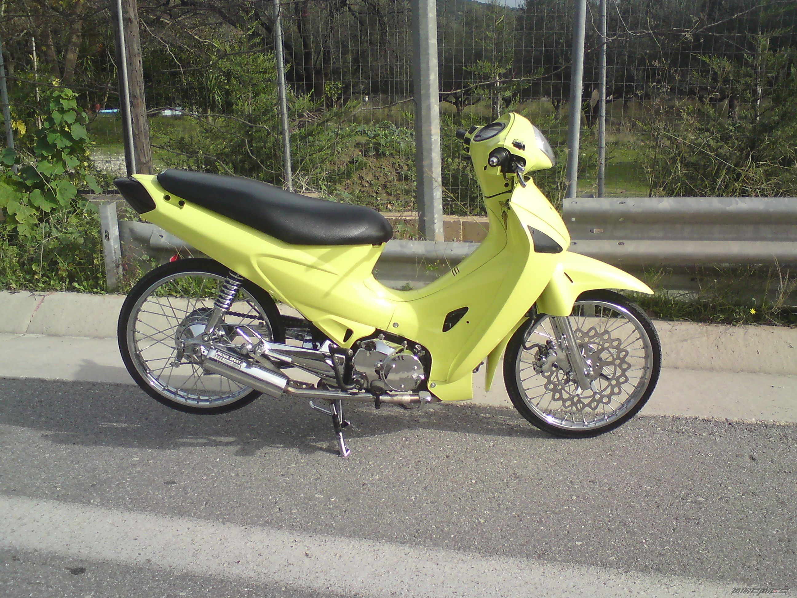 Bike Photo 1886791
