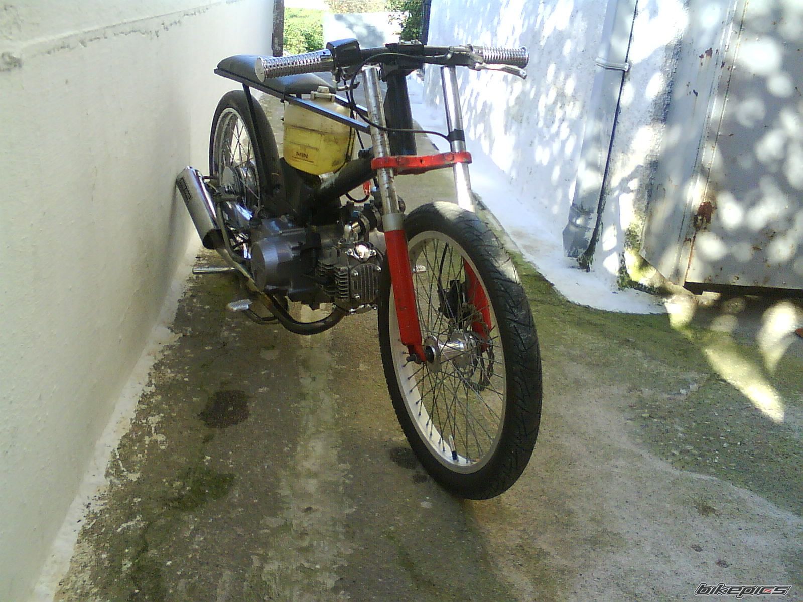 Photo 1887015
