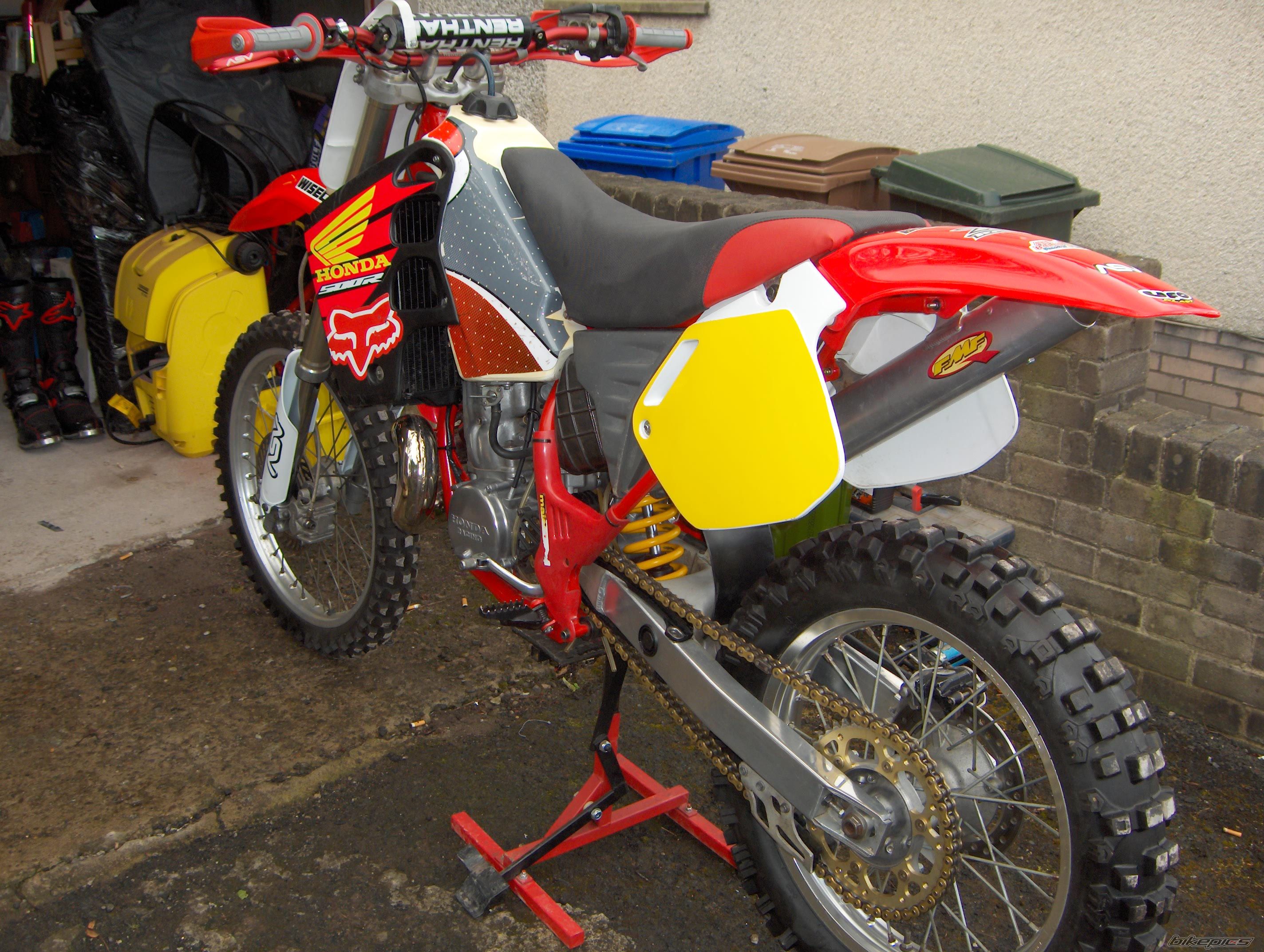 Photo 1887217