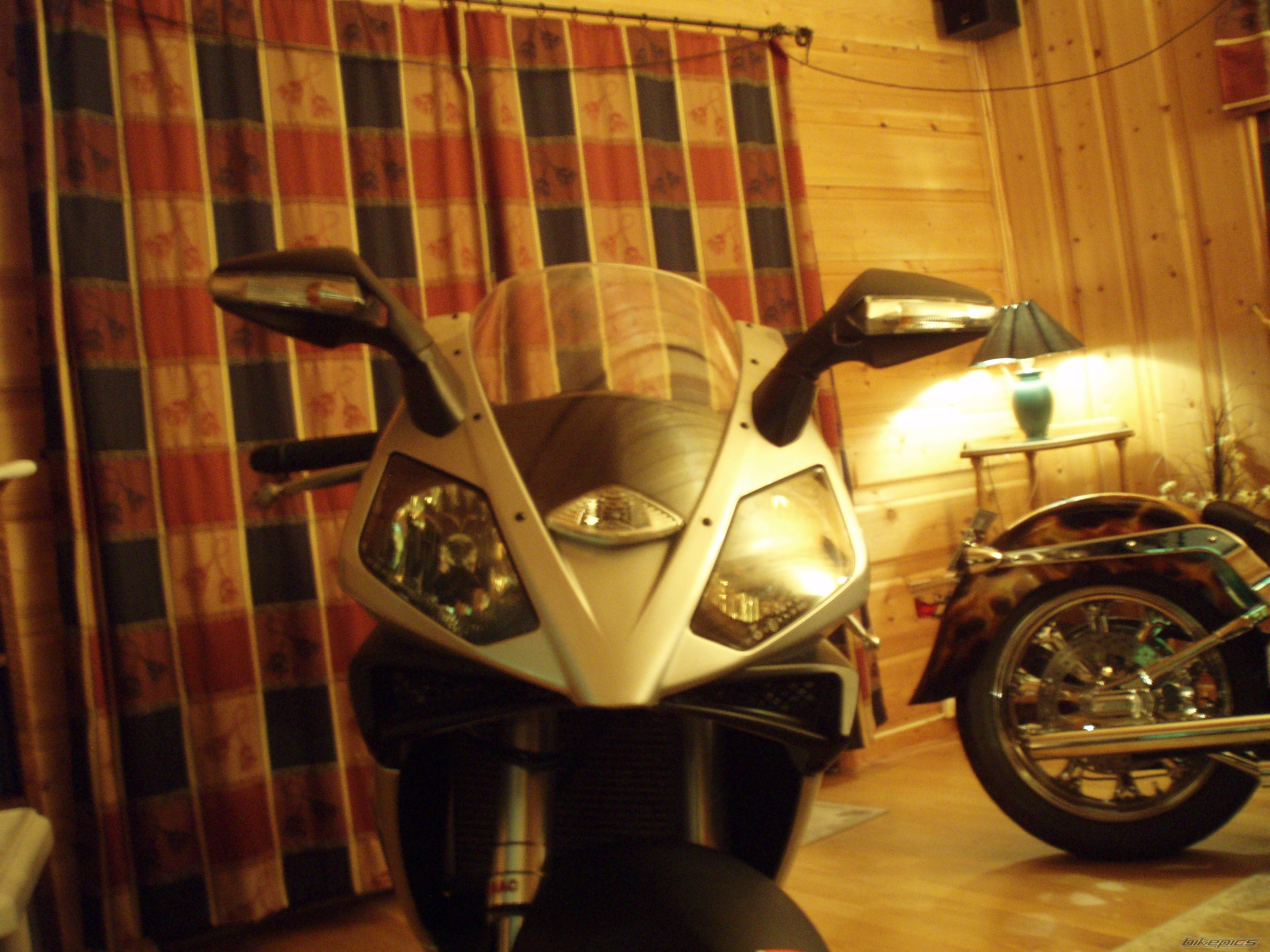 Photo 1887438