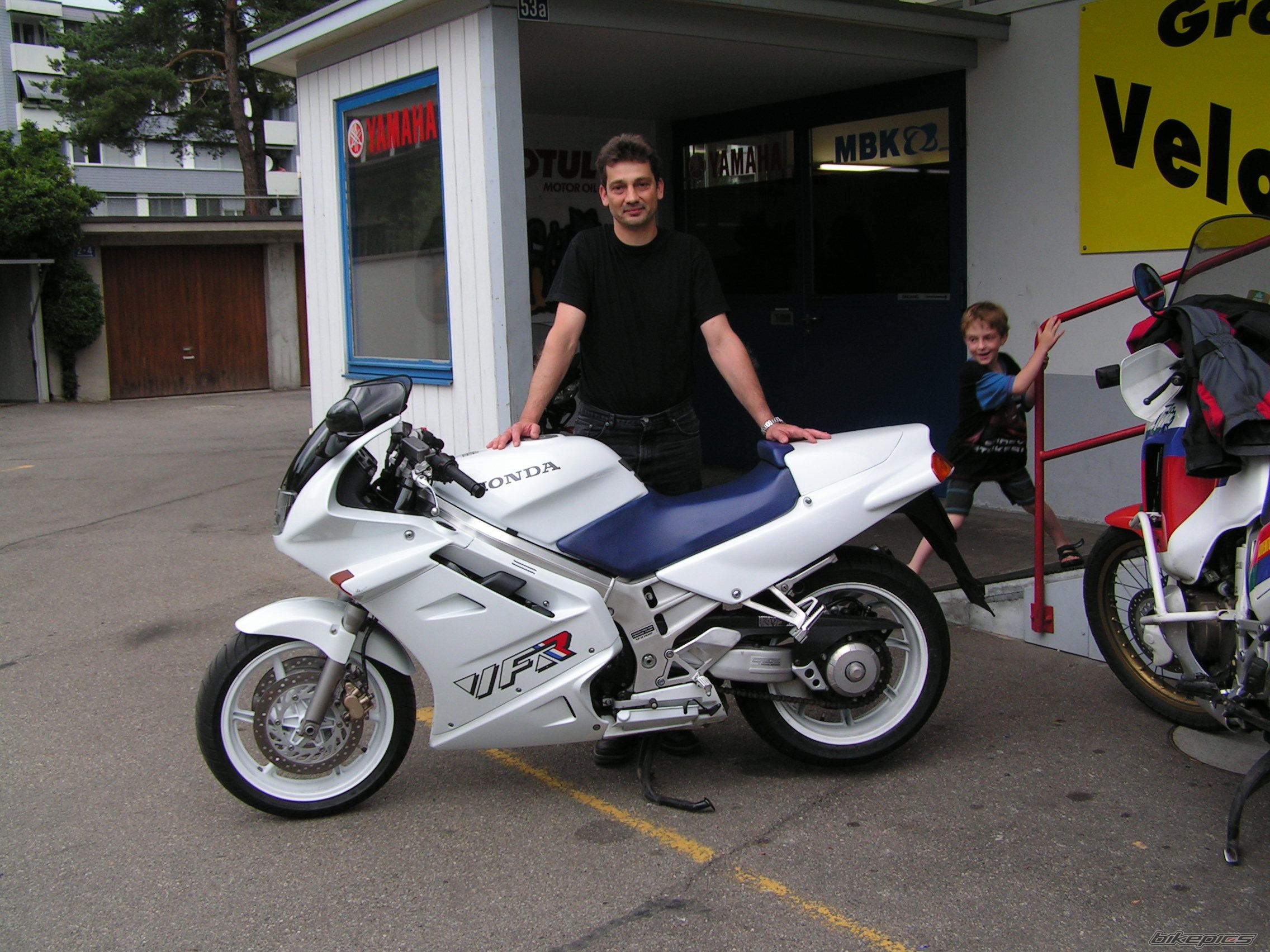 Bike Photo 1887712